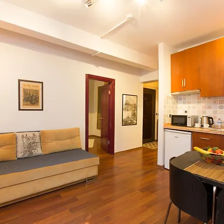 Hotel Istiklal *