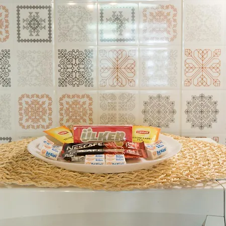 Istiklal * איסטמבול